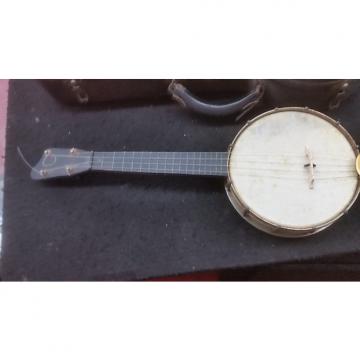 Custom American  Banjo Ukulele  With Original Hard Case  1930's Natural