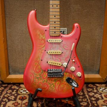 Custom Vintage 1987 Fender ST72-PEX 70s Reissue Pink Paisley Japan Stratocaster Guitar