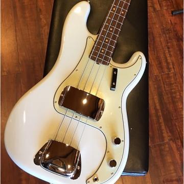 Custom Fender American Vintage '63 Precision Bass Faded Sonic Blue