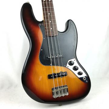 Custom Fender 60’s Jazz Bass Reissue 3-Color Sunburst