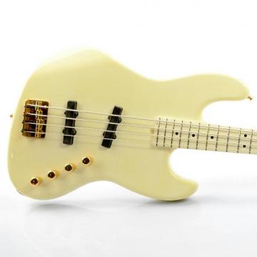 Custom MOON PGM JJ4 Electric Bass Guitar Signed by Larry Graham w/ Hard Case #26451