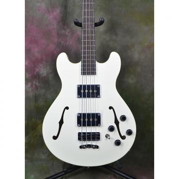 Custom Warwick Star Bass 4-String with Gig Bag Cream White Semi Hollow Passive Pickups
