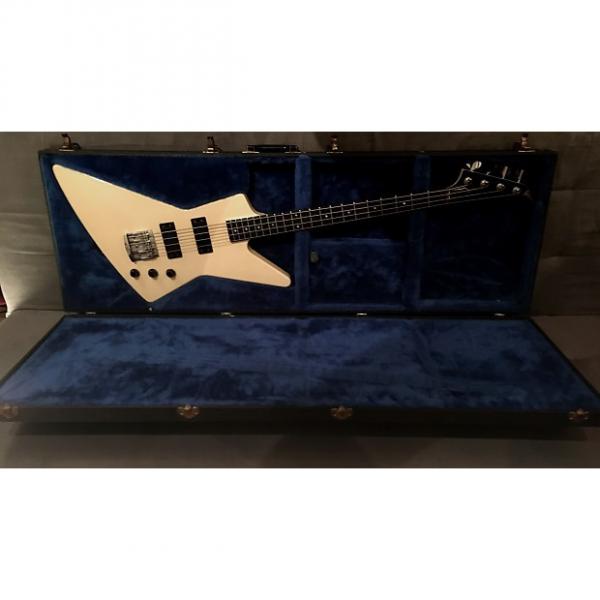 Custom Gibson Explorer Bass 1987 White #1 image