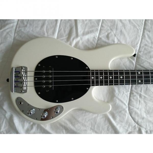 Custom Ernie Ball Music Man SUB Bass 4 (USA Stingray) Active 2006 Textured White - Worldwide Shipping #1 image