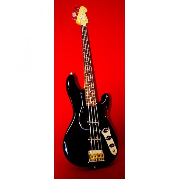 Custom American Showster Jazz Bass 1988 Black.  Rare Fender style Jazz bass.  Lourd. #1 image