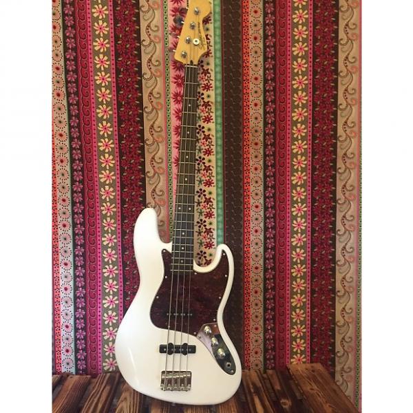 Custom Squier Vintage Modified Jazz Bass 2015 White #1 image